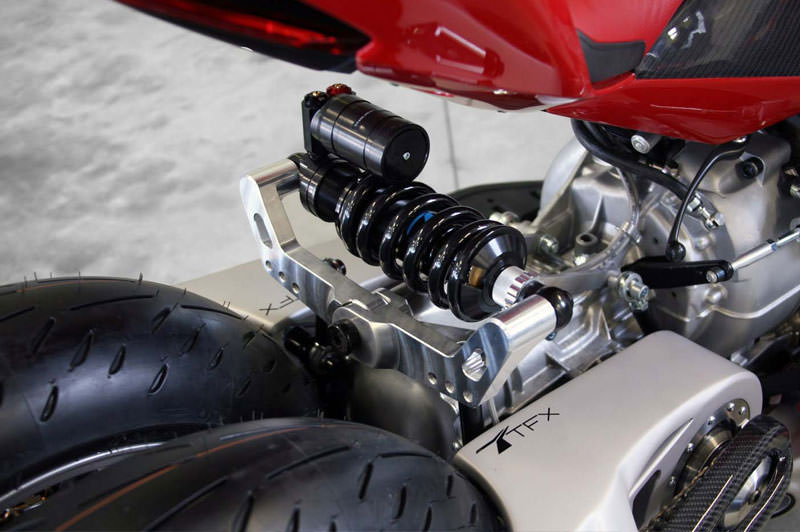 En etkileyici motosiklet: Lazareth LM 847