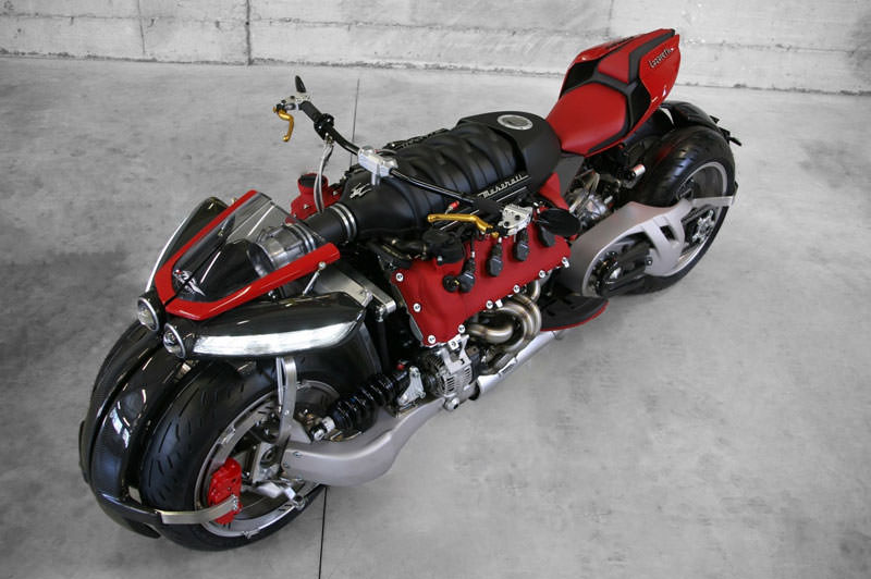 En etkileyici motosiklet: Lazareth LM 847