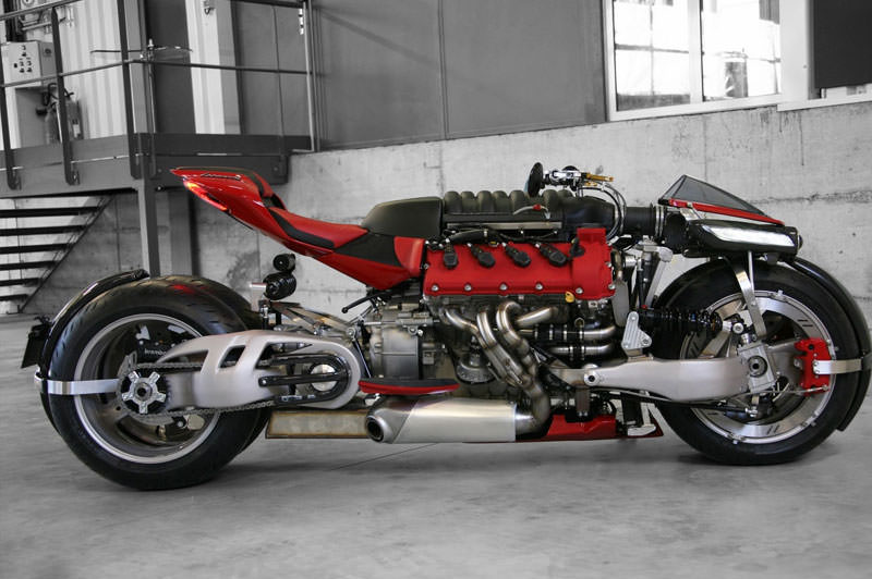 En etkileyici motosiklet: Lazareth LM 847