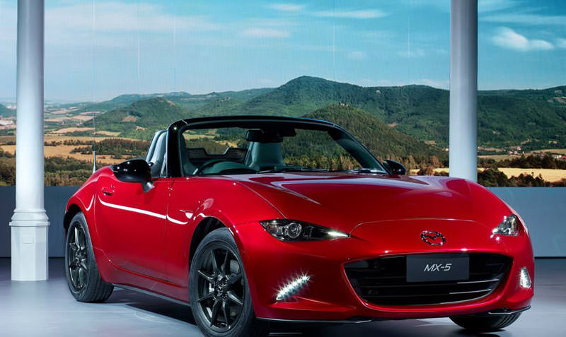 İşte 2016'nın en iyi otomobili Mazda MX-5