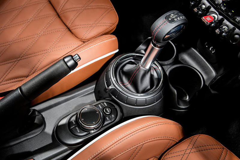 Daha güçlü tasarım: Mini Open 150 Convertible Edition