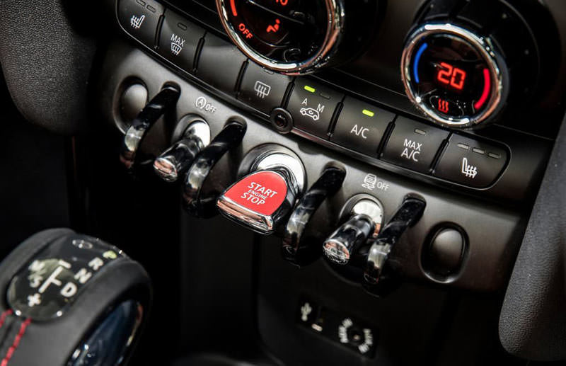 Daha güçlü tasarım: Mini Open 150 Convertible Edition