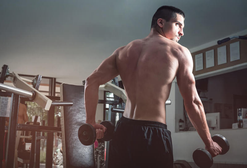 Kol kaslarını geliştirmek için 9 yöntem