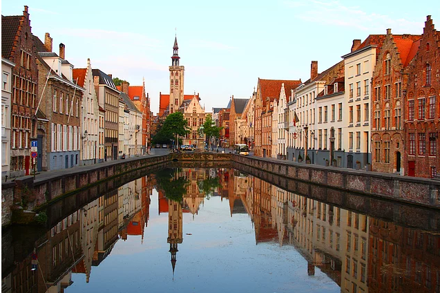 El değmemiş bir Oorta çağ şehri: Brüj