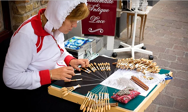 El değmemiş bir Oorta çağ şehri: Brüj