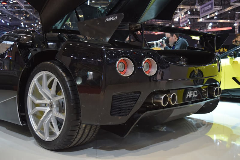 2080 beygirlik canavar