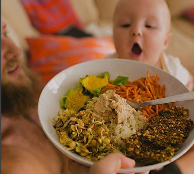 Instagram'ın yeni fenomenleri: Modern hippi aile