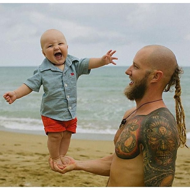 Instagram'ın yeni fenomenleri: Modern hippi aile