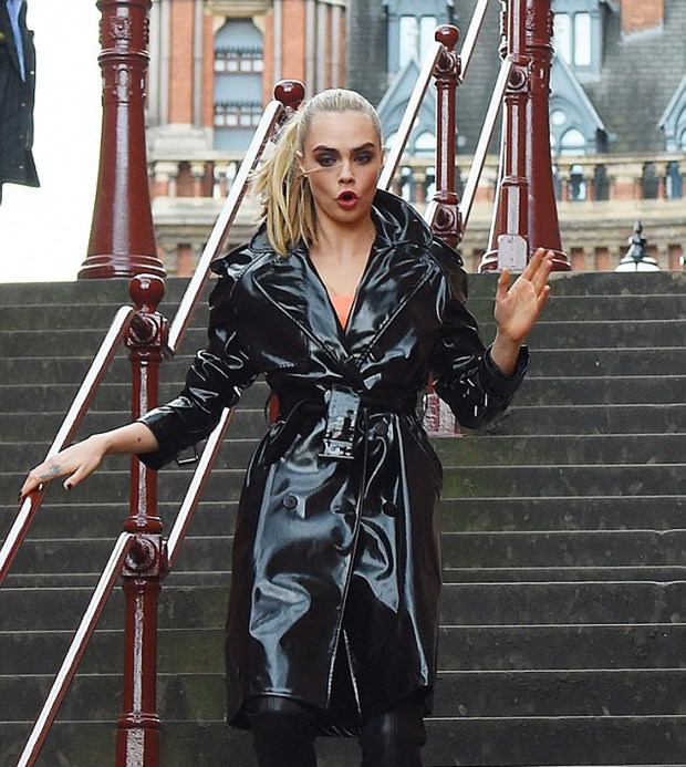 Cara Delevingne tutuklandı