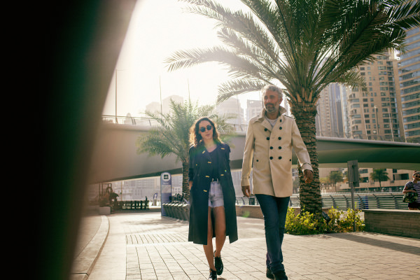 İkonik Burberry trençkotu Dubai ile buluştu!