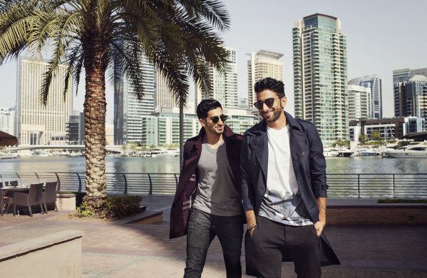 İkonik Burberry trençkotu Dubai ile buluştu!