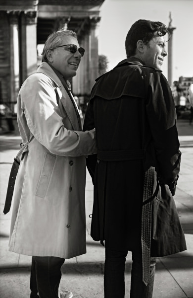 İkonik Burberry trençkotu Dubai ile buluştu!