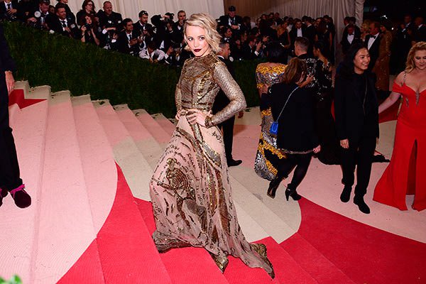 2016 Met Gala'dan yıldızlar geçidi