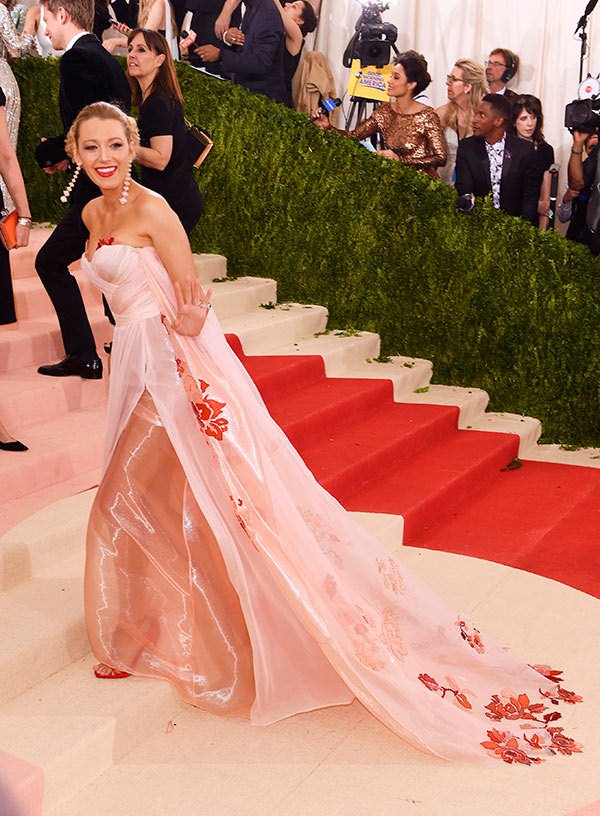 2016 Met Gala'dan yıldızlar geçidi