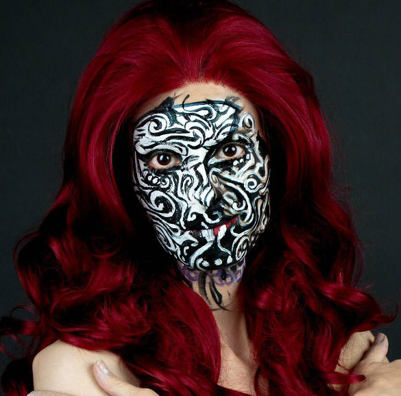 Kendini çizgi roman karakterleri gibi boyadı fenomen oldu