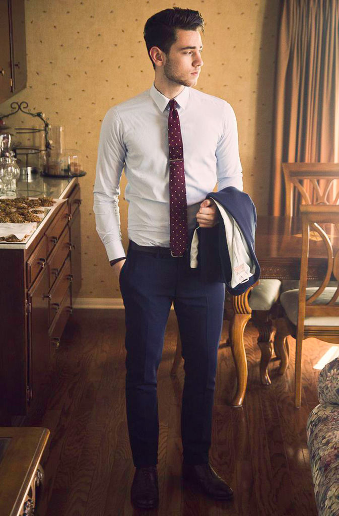 Profesyonel yaşamda erkekler nasıl giyinmeli?