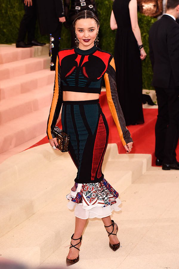 2016 Met Gala'dan yıldızlar geçidi