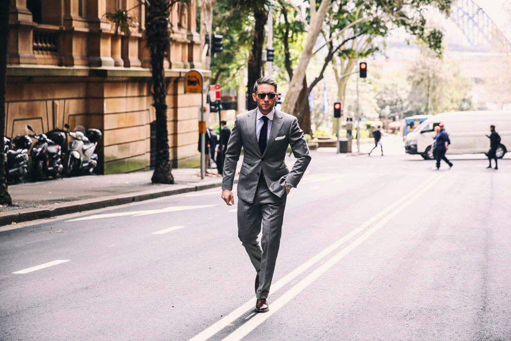 Profesyonel yaşamda erkekler nasıl giyinmeli?