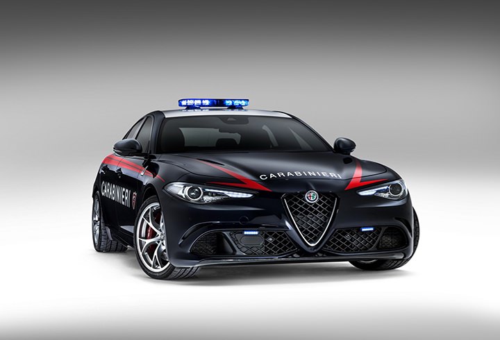 Polislere özel Alfa Romeo Guilia QV