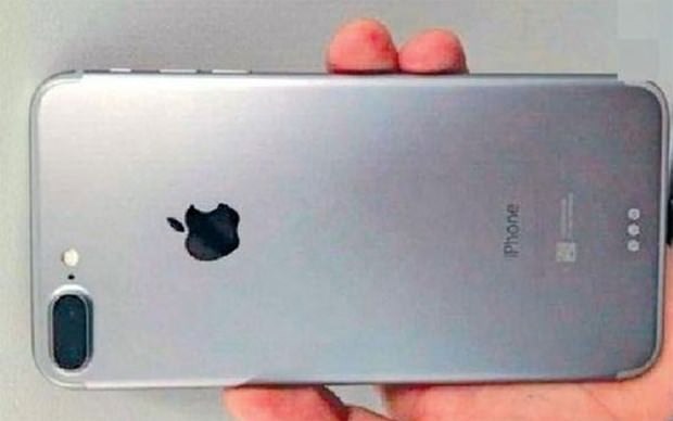 Apple, iPhone 7'deki o özelliği iptal etti!
