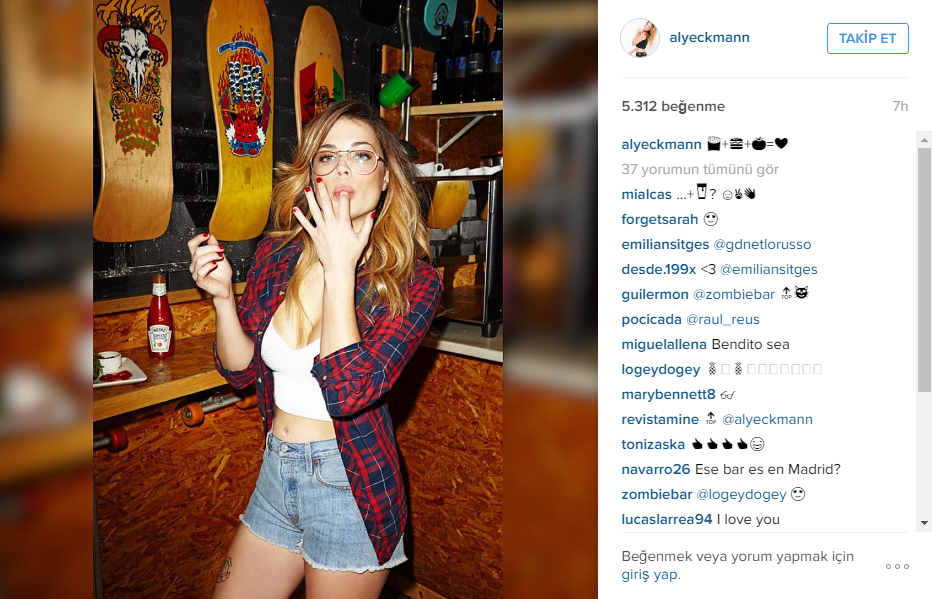 Güzelliği ile gönüllerde taht kuran Aly Eckmann