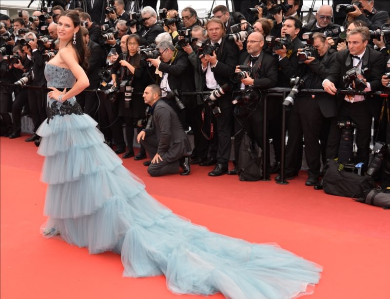 2016 Cannes'da şıklık yarışı!