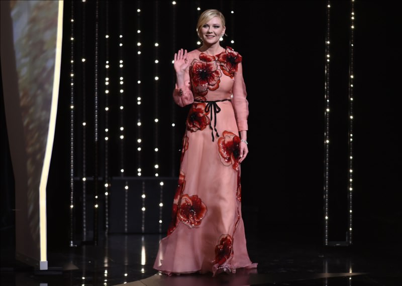 2016 Cannes'da şıklık yarışı!