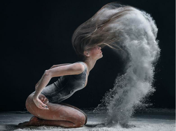 Alexander Yakovlev ile patlayıcı 19 dans portresi