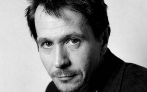 Sinemanın ünlü maskelerinin arkasındaki yüzleri