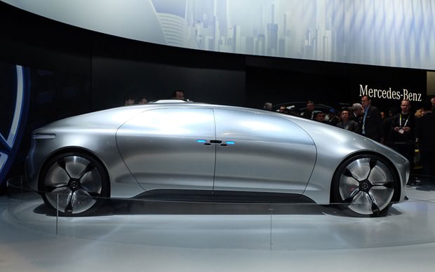 "2035'e kadar 76 milyon sürücüsüz araç yollarda olacak"