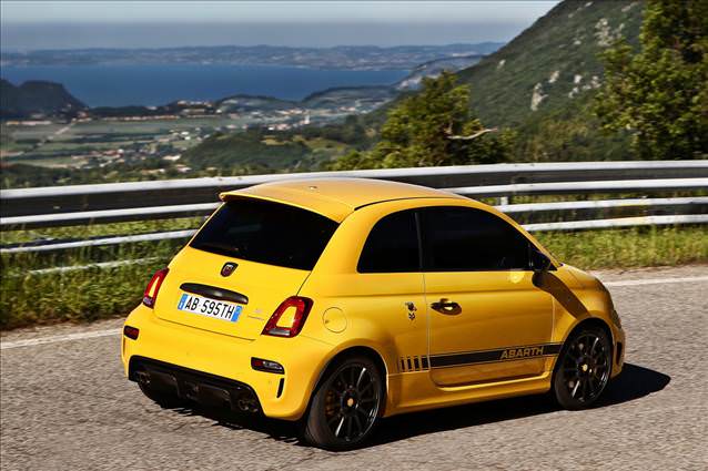 Cep roketi Abarth 595