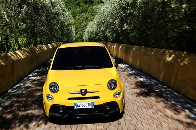 Cep roketi Abarth 595
