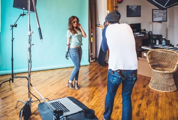 Tek kollu model Rebekah Marine