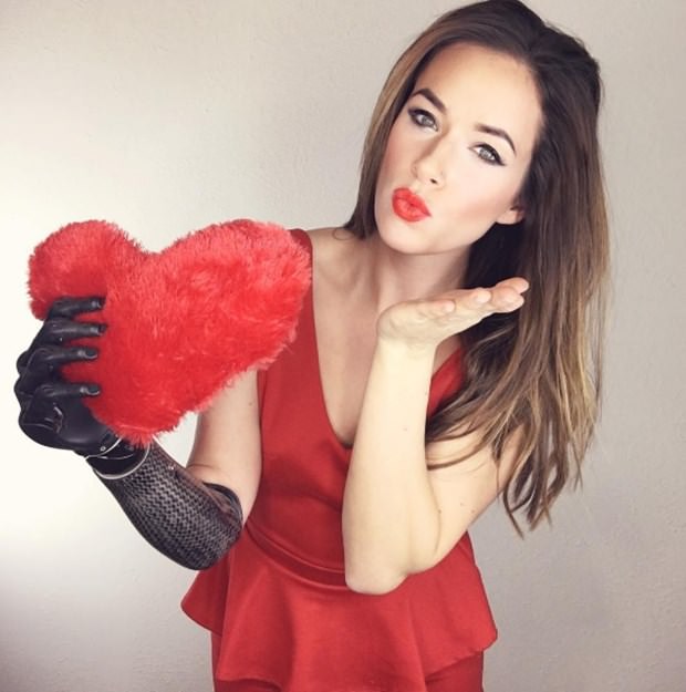 Tek kollu model Rebekah Marine