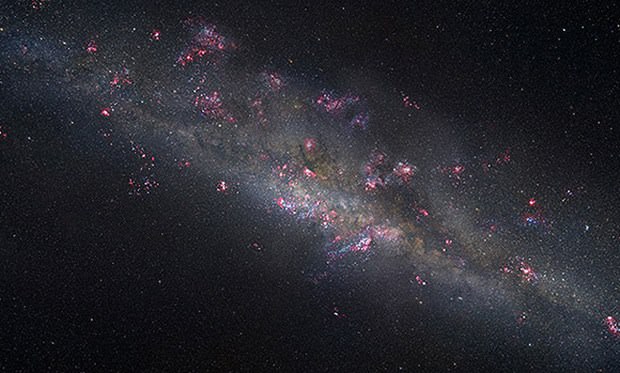 'Yaşama elverişli bölge'de devasa gezegen bulundu