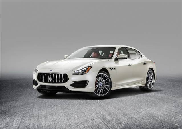 Maserati Quattroporte yenilendi