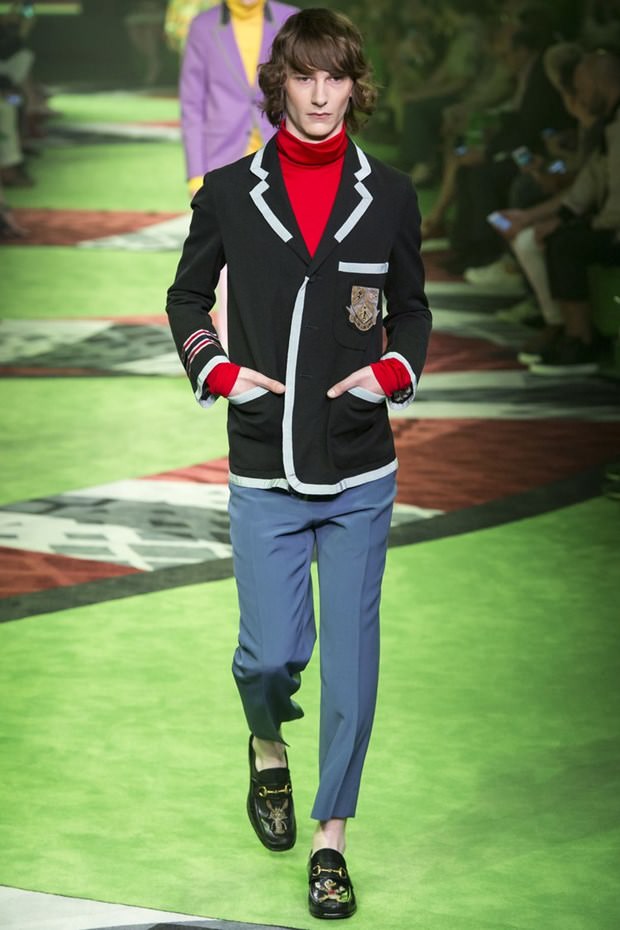 Erkek giyimde harikalar diyarı konsepti