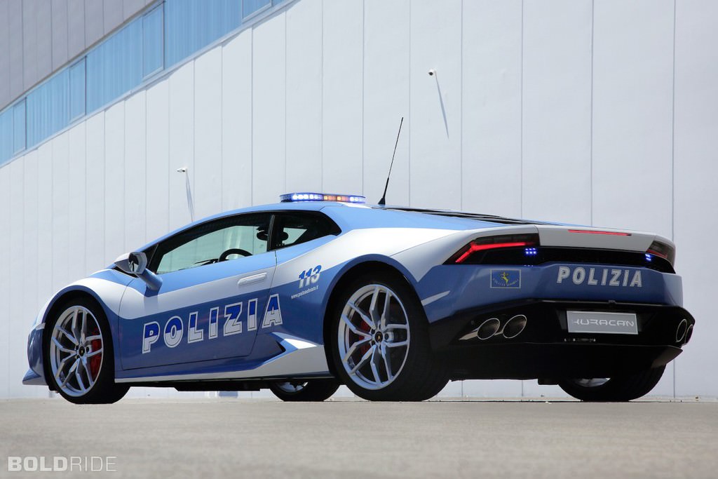 Dünyanın en pahalı 10 polis arabası .