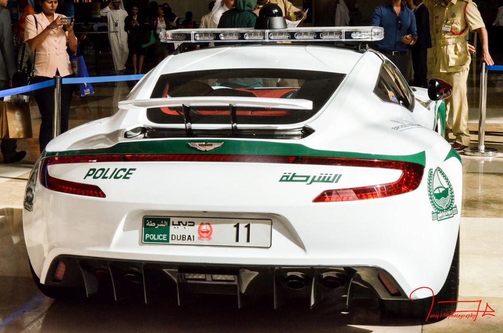 Dünyanın en pahalı 10 polis arabası .