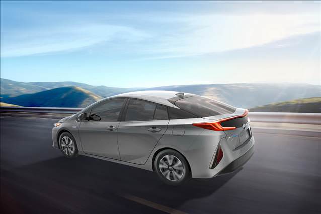 Solar Tavanlı Toyota Prius