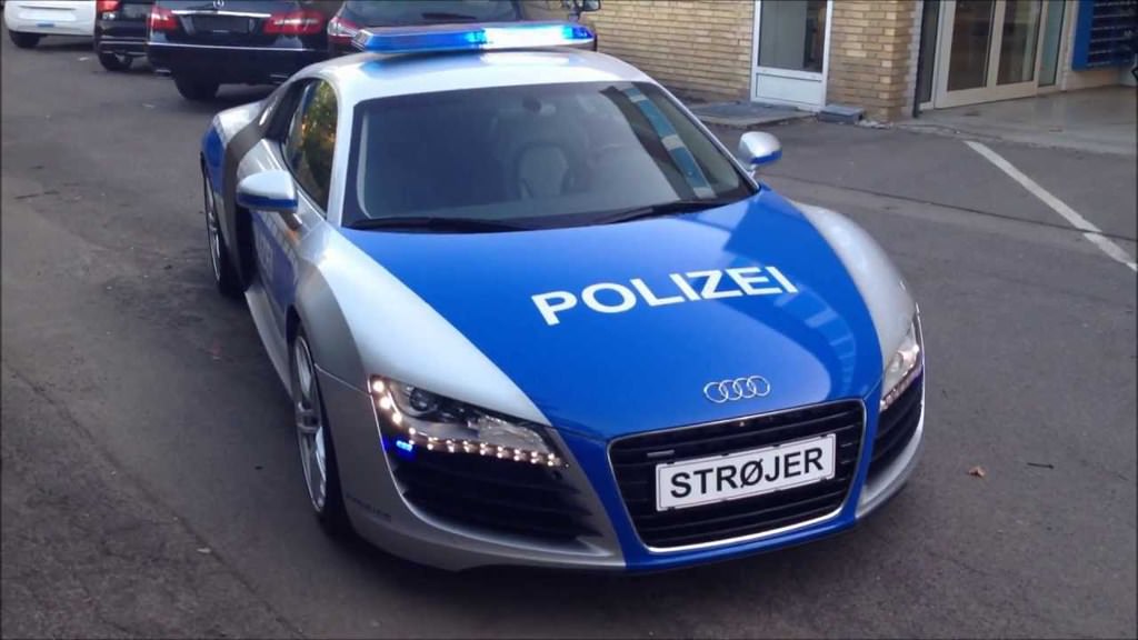 Dünyanın en pahalı 10 polis arabası .