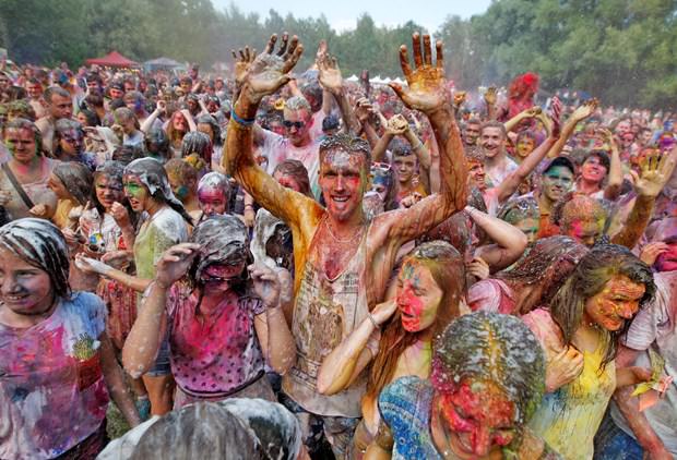 Kiev'de Holi Festivali