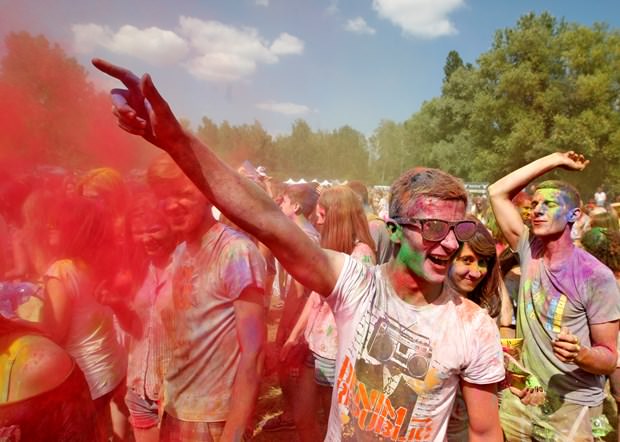 Kiev'de Holi Festivali