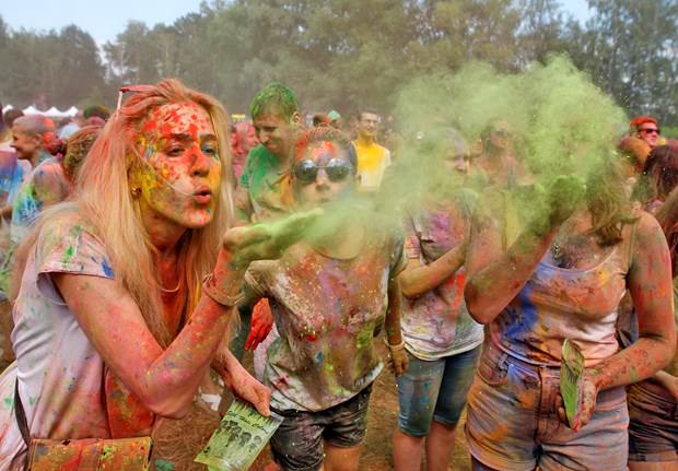 Kiev'de Holi Festivali