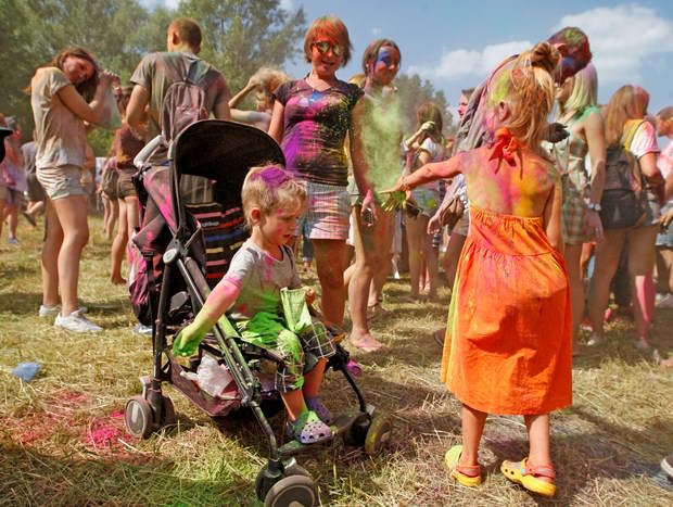 Kiev'de Holi Festivali