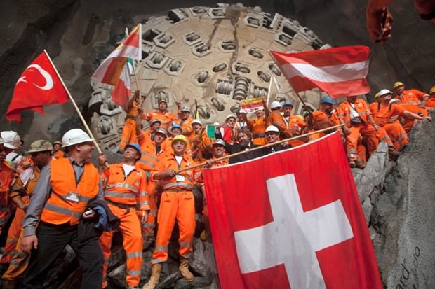 Dünyanın en uzun ve en derin tüneli