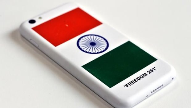 10 TL'lik akıllı telefon raflardaki yerini alıyor