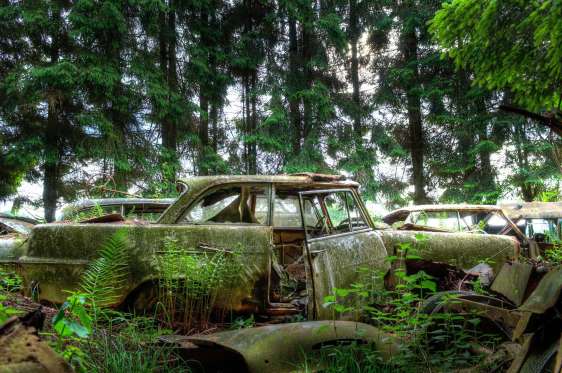 Hayaletli Otomobil Mezarları