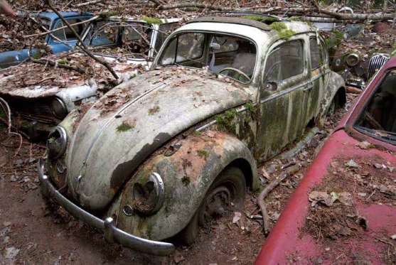 Hayaletli Otomobil Mezarları