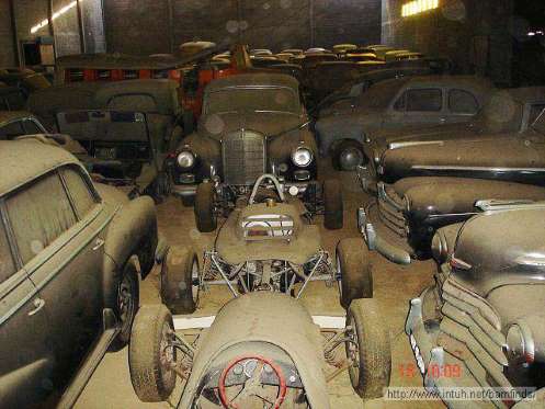 Hayaletli Otomobil Mezarları